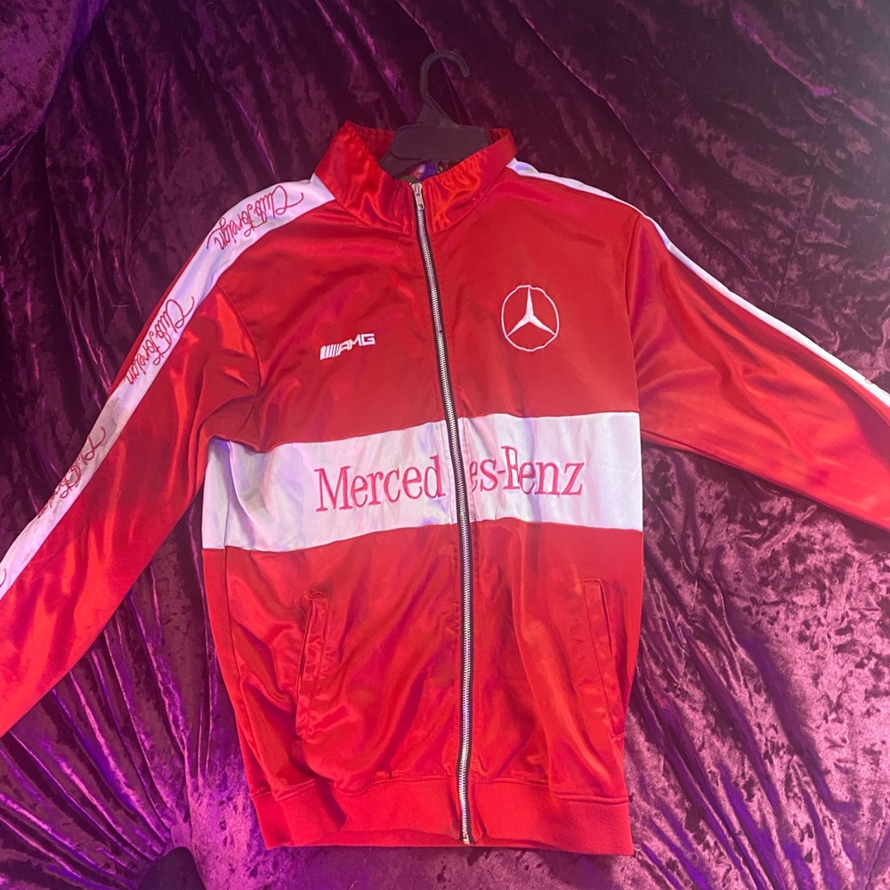 Mercedes Benz zip up hoodie❤️